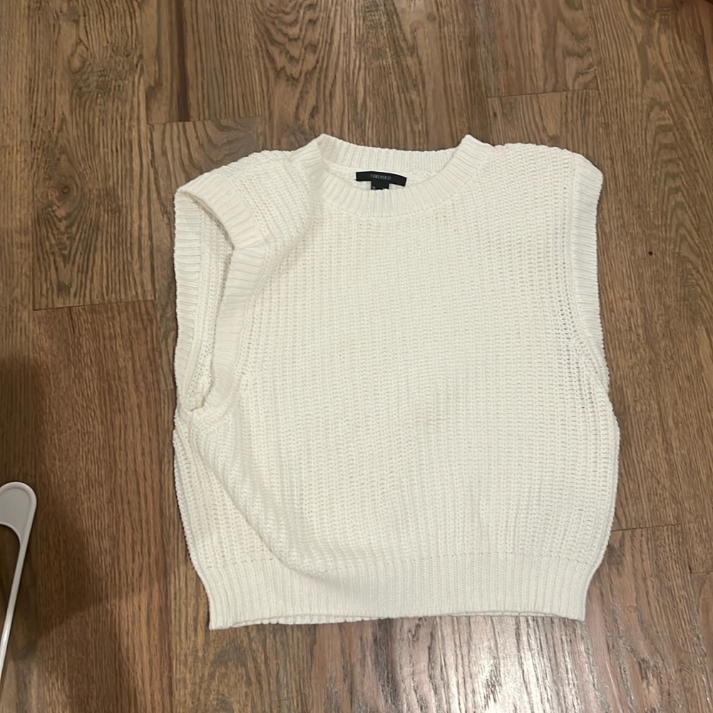 Forever 21 white  sweater vest size small (with shoulder pads)